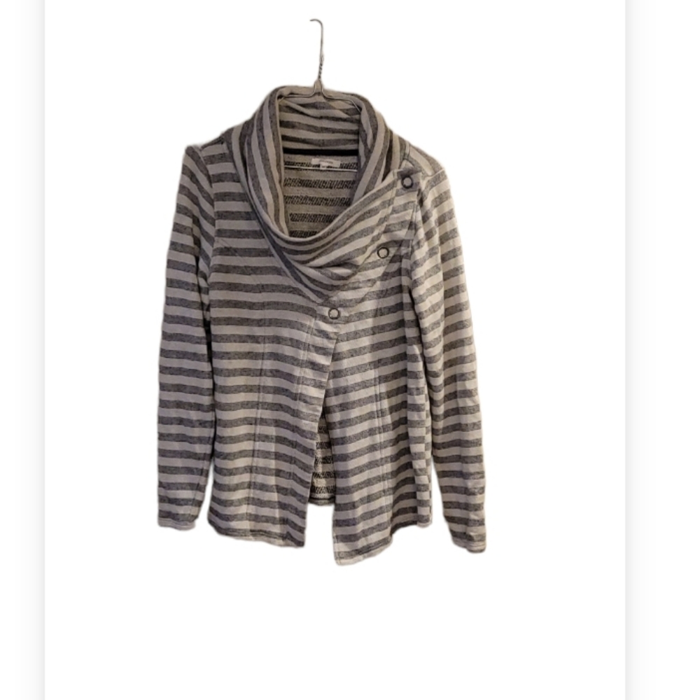 NWOT sweatshirt cardigan